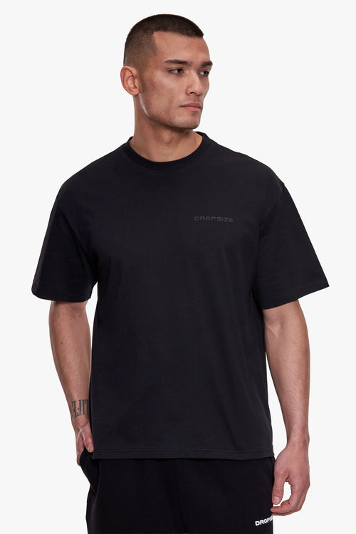 REGULAR FIT ESSENTIAL LOGO T-SHIRT BLACK