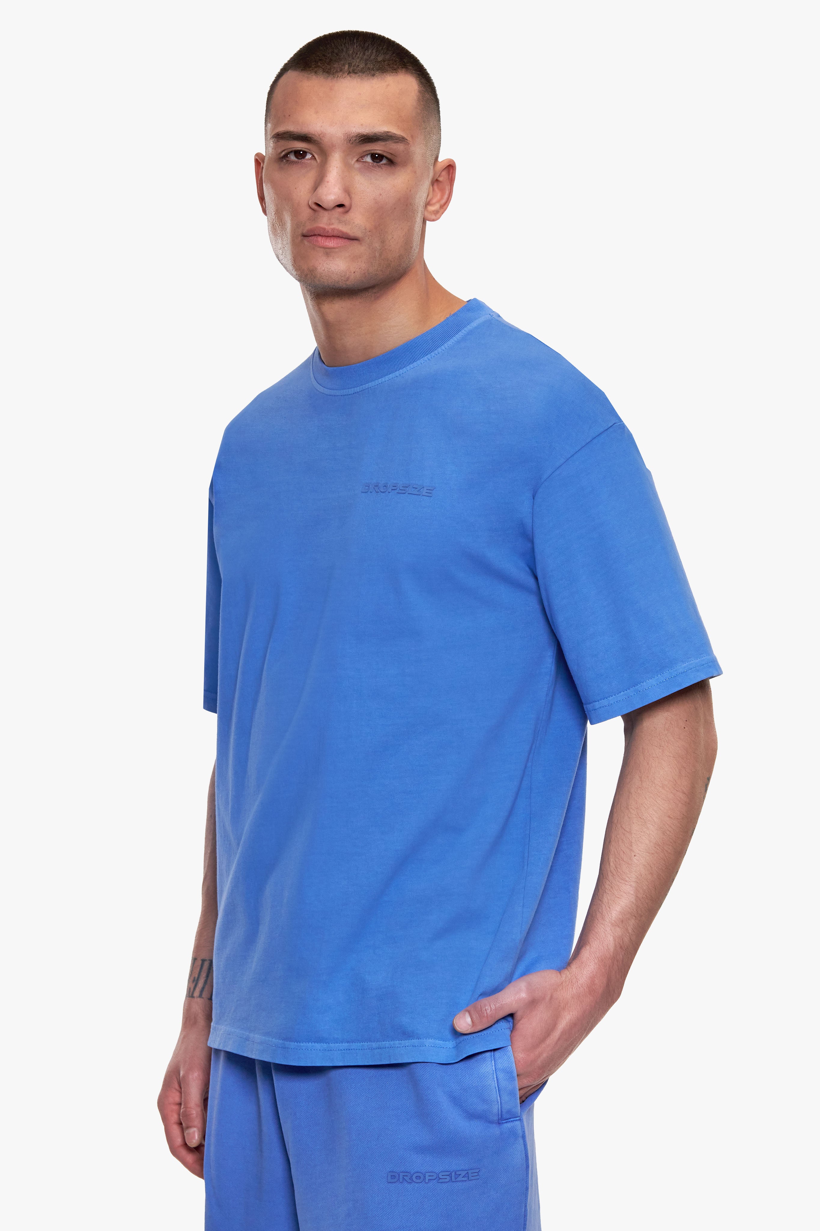 REGULAR FIT ESSENTIAL LOGO T-SHIRT WASHED LIGHT BLUE