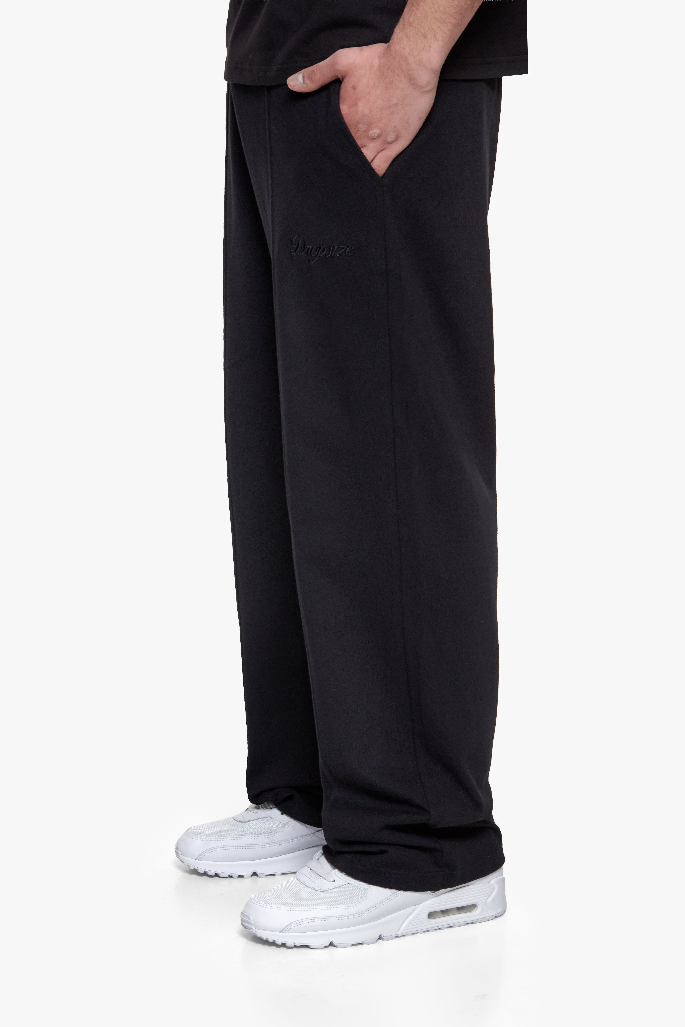 FRONTSEAM OPEN LEG JOGGER BLACK