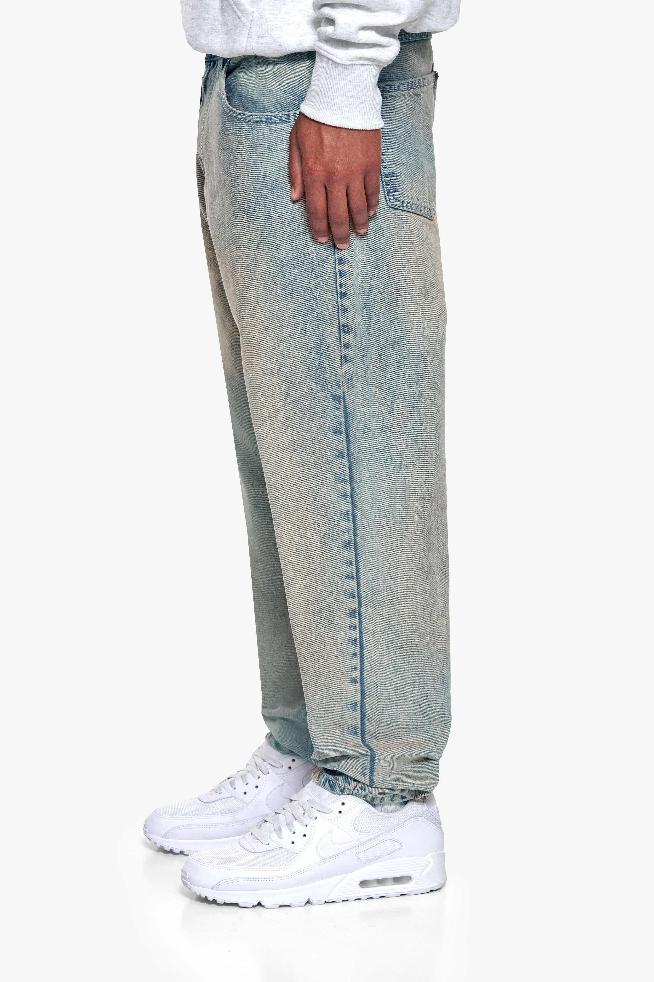 LOOSE FIT JEANS SAND WASHED BLUE