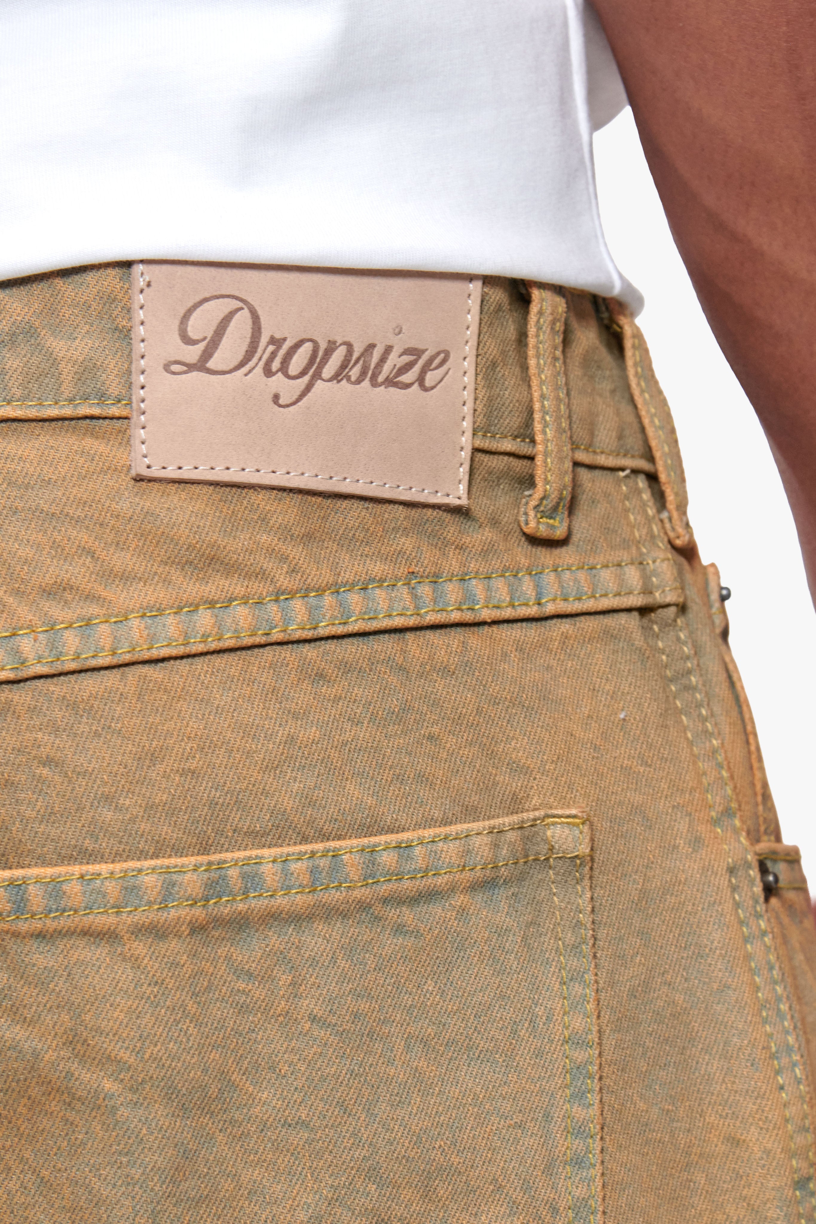 STRAIGHT LEG JEANS SAHARA BEIGE