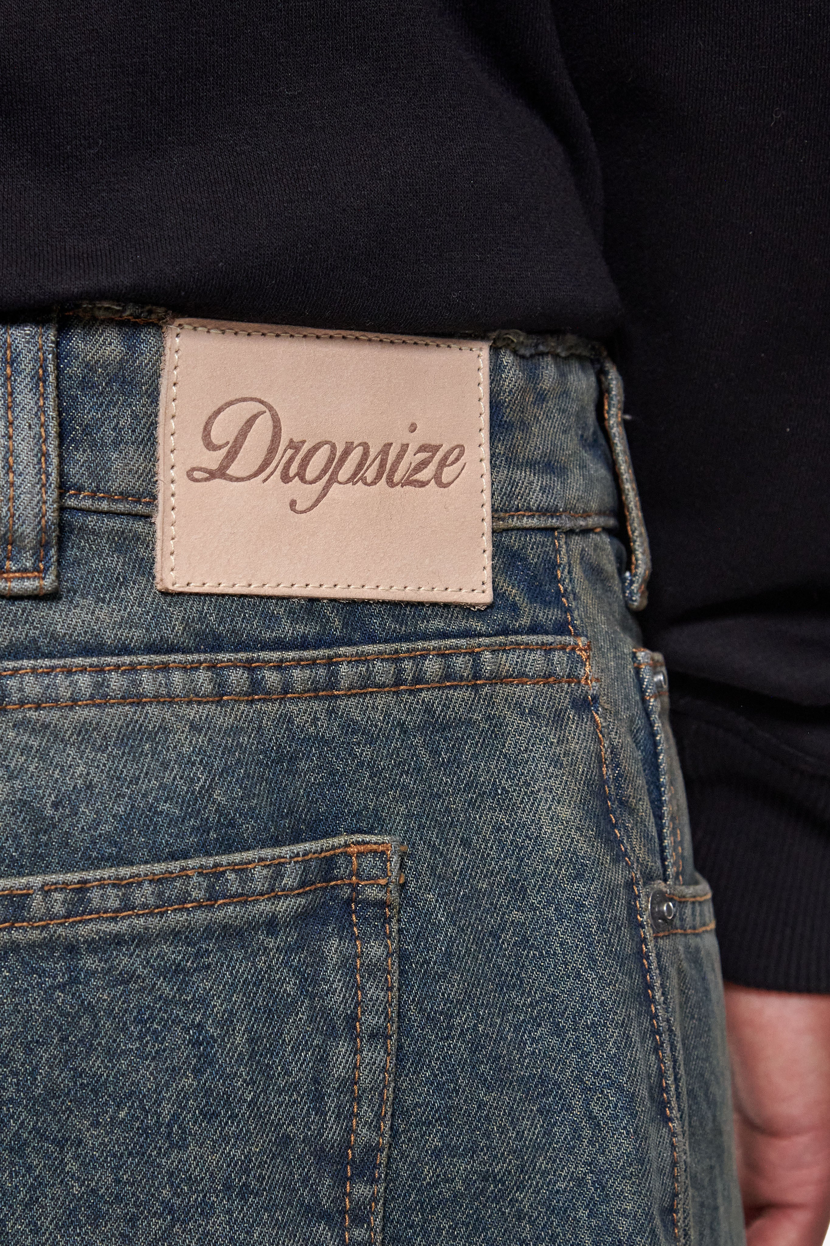 LOOSE FIT JEANS DIRTY WASH BLUE
