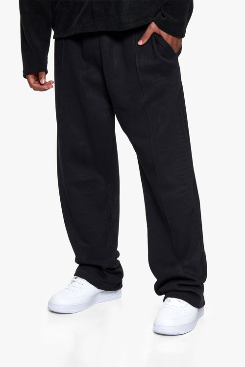 STRUCTURE PINTUCK OPEN LEG JOGGER BLACK