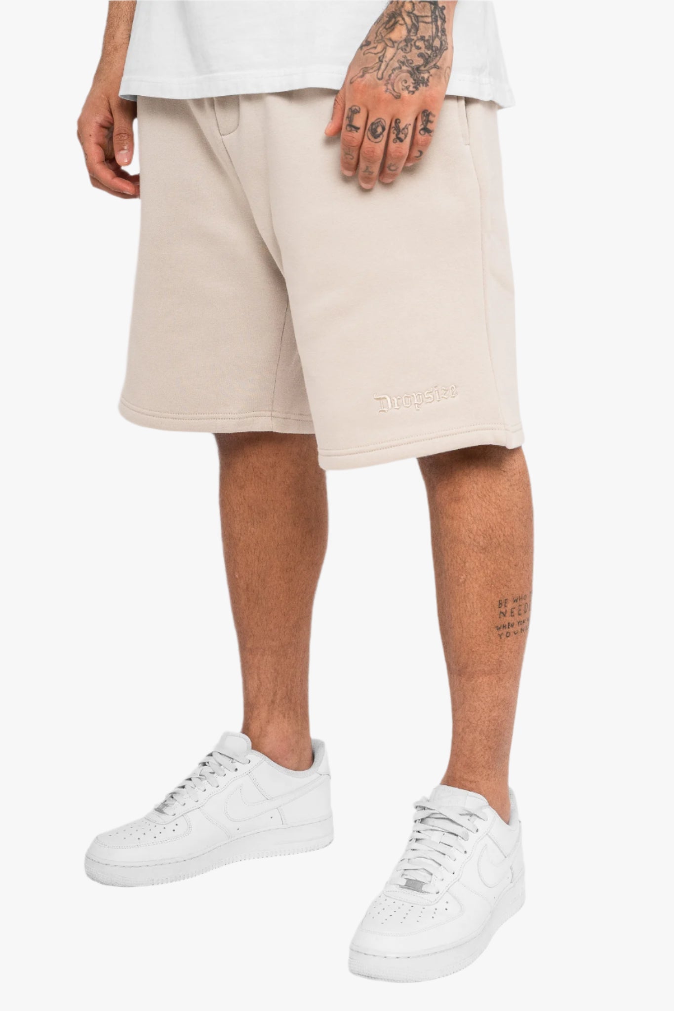 HEAVY SWEAT EMBO SHORT MOON BEAM