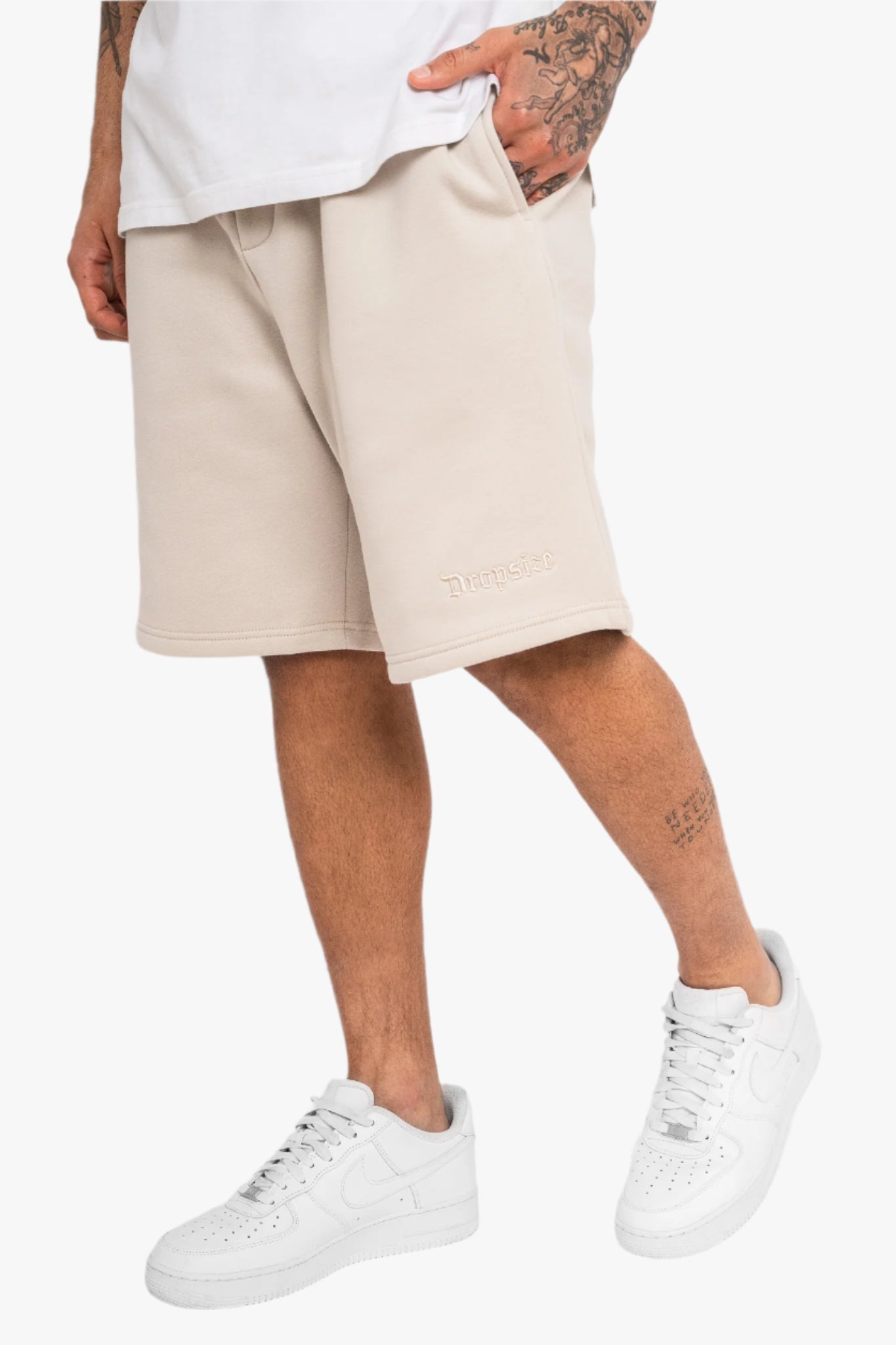 HEAVY SWEAT EMBO SHORT MOON BEAM