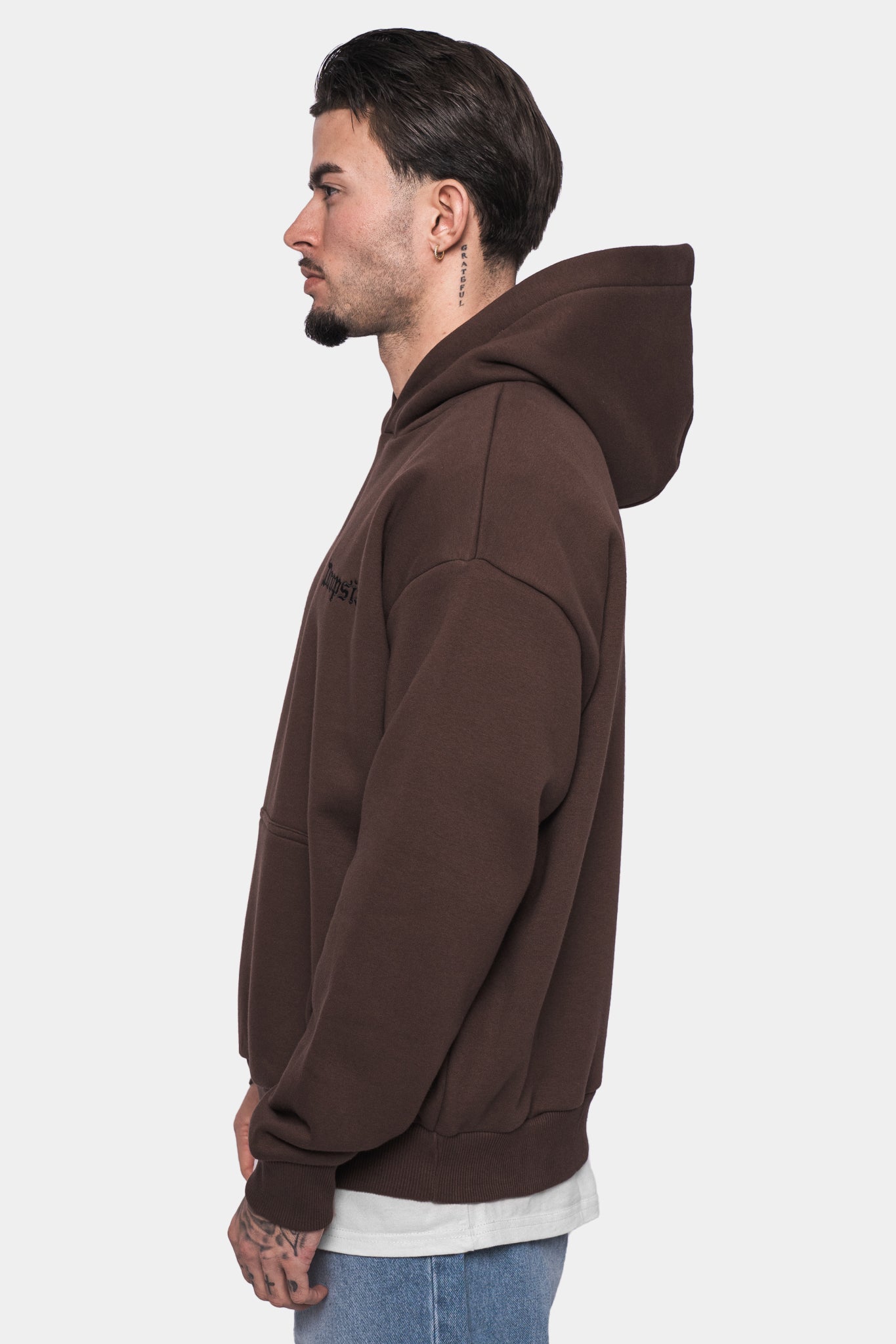 HEAVY OVERSIZE EMBO HOODIE DARK BROWN