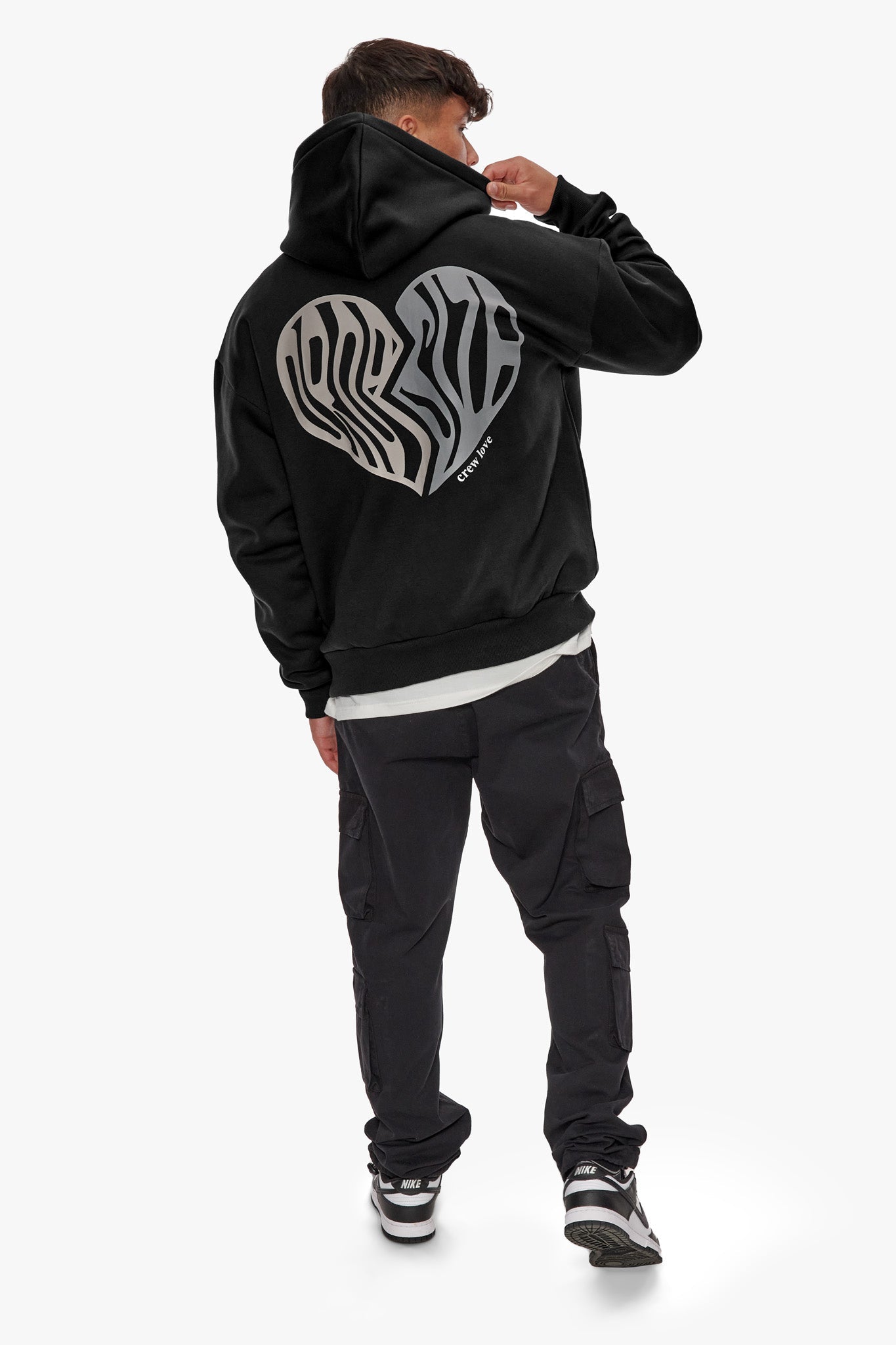 HEAVY OVERSIZED BROKEN HEART HOODIE WASHED BLACK