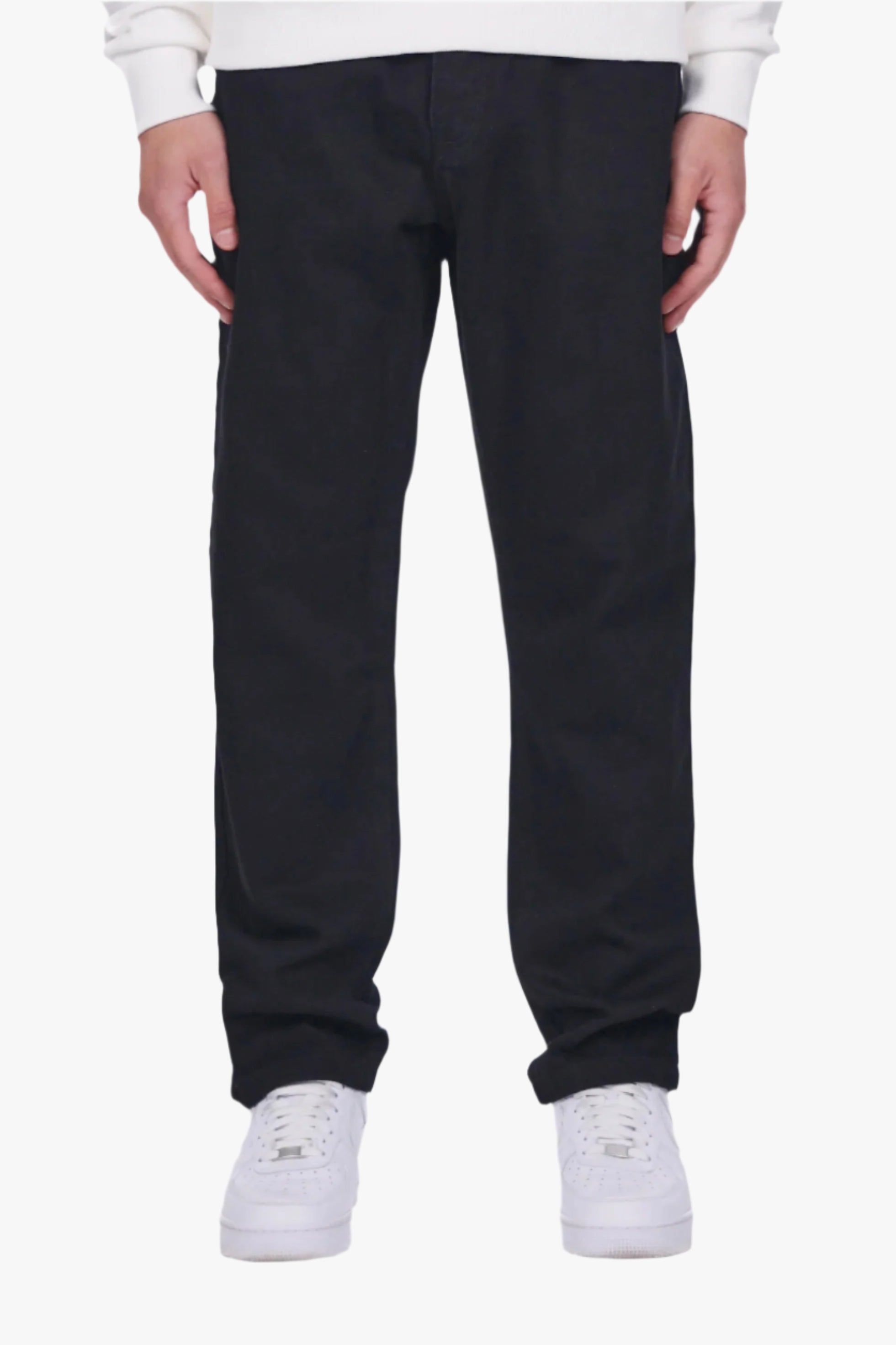 CARROT REGULAR BLACK JEANS