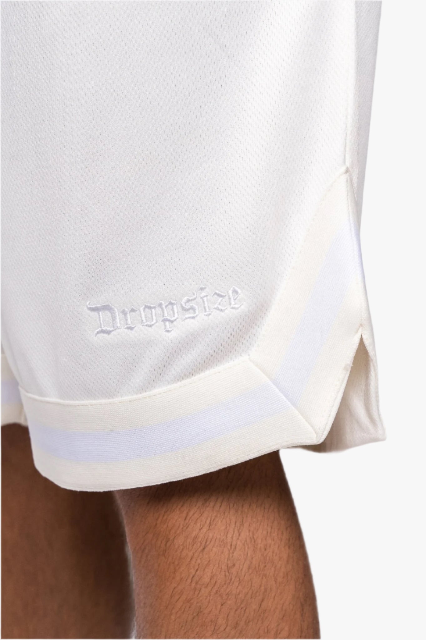 LOGO MESH SHORT CREAM