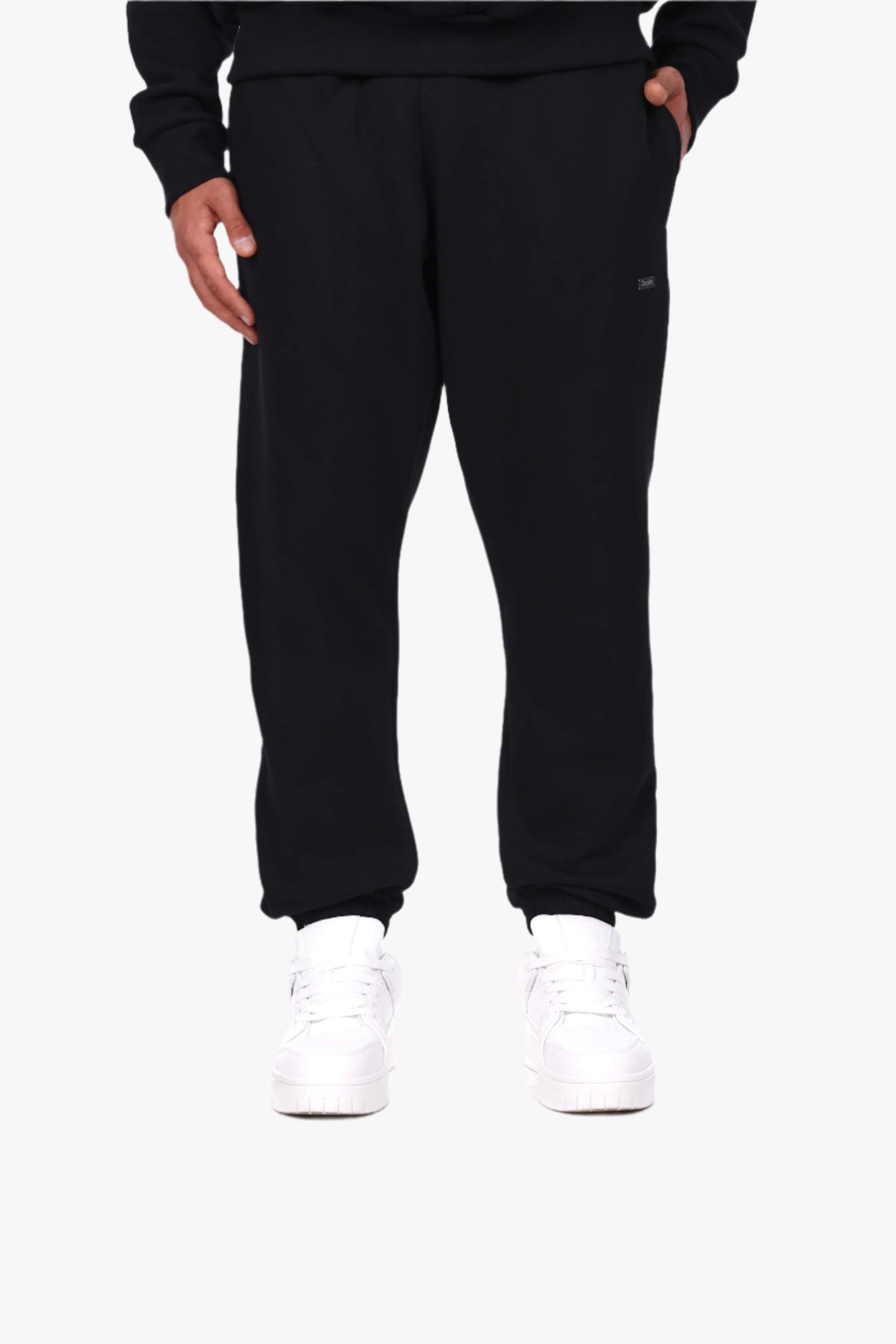 HEAVY OVERSIZE EMBO LEG JOGGER BLACK