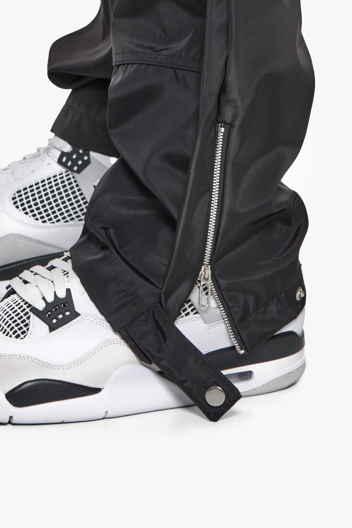 BUTTON TRACK PANTS BLACK