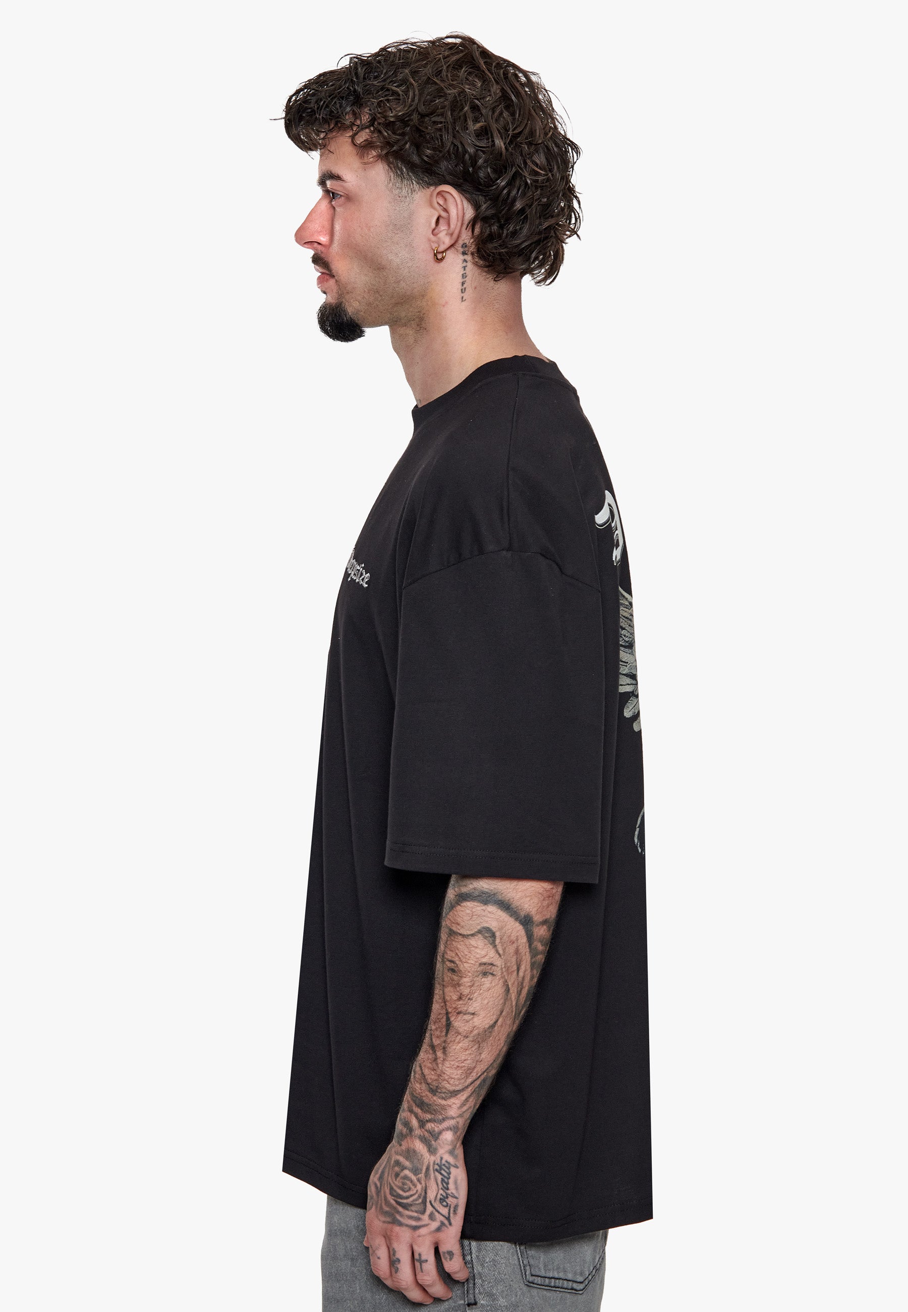 HEAVY OVERSIZE D-LOGO ANGEL T-SHIRT BLACK