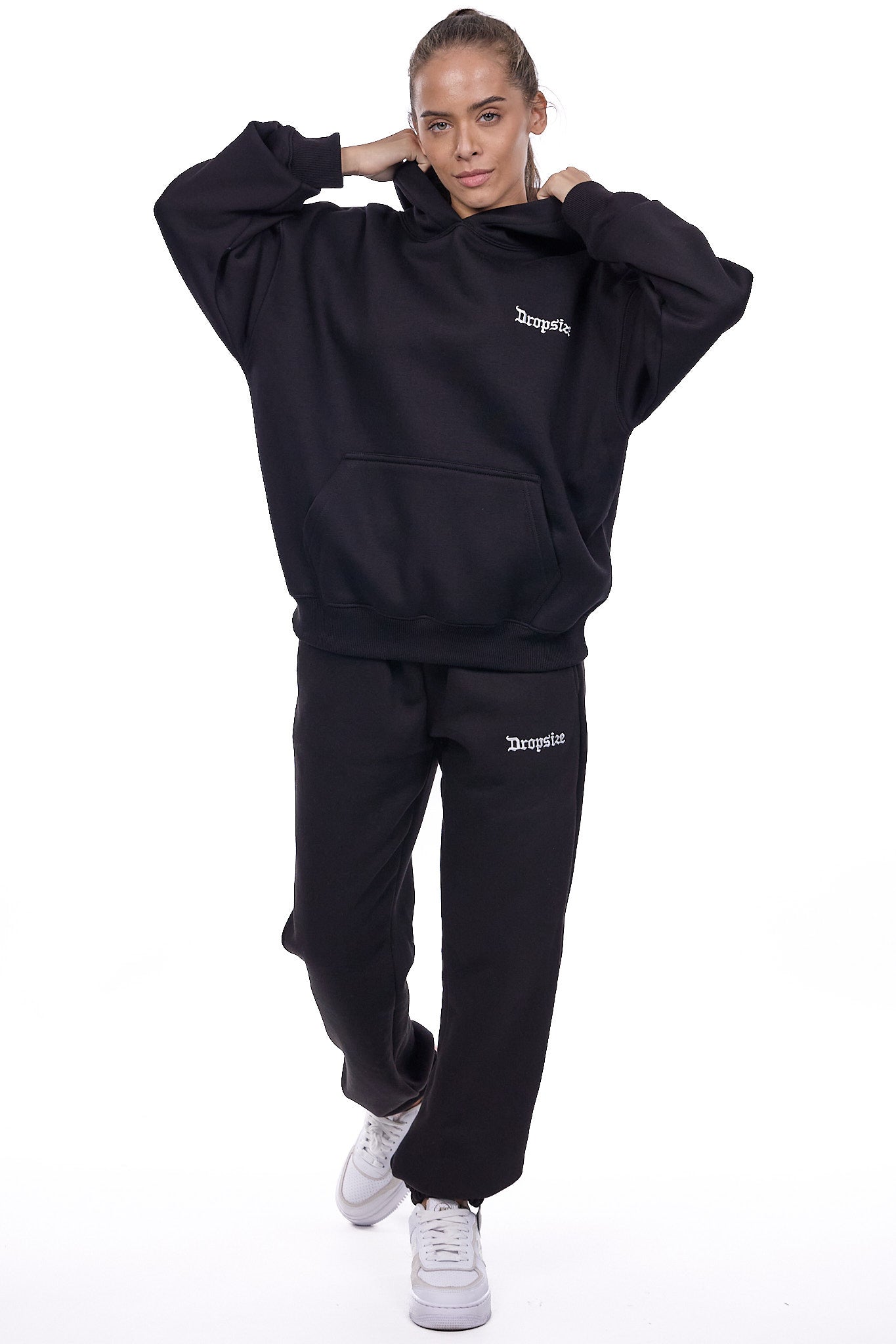 WOMENS BASIC HOODIE BLACK