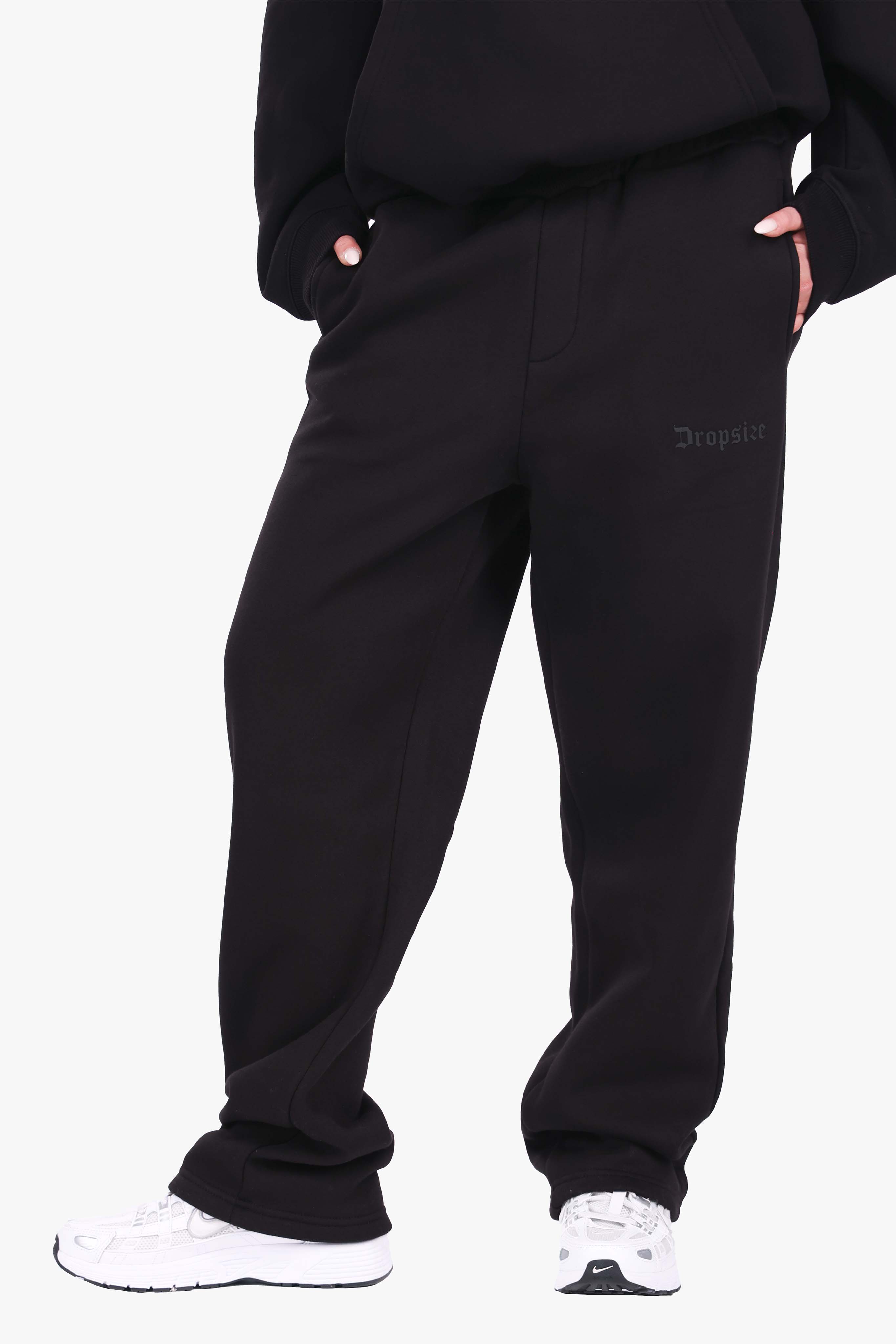 WOMEN BASIC COZY OPEN LEG JOGGER BLACK