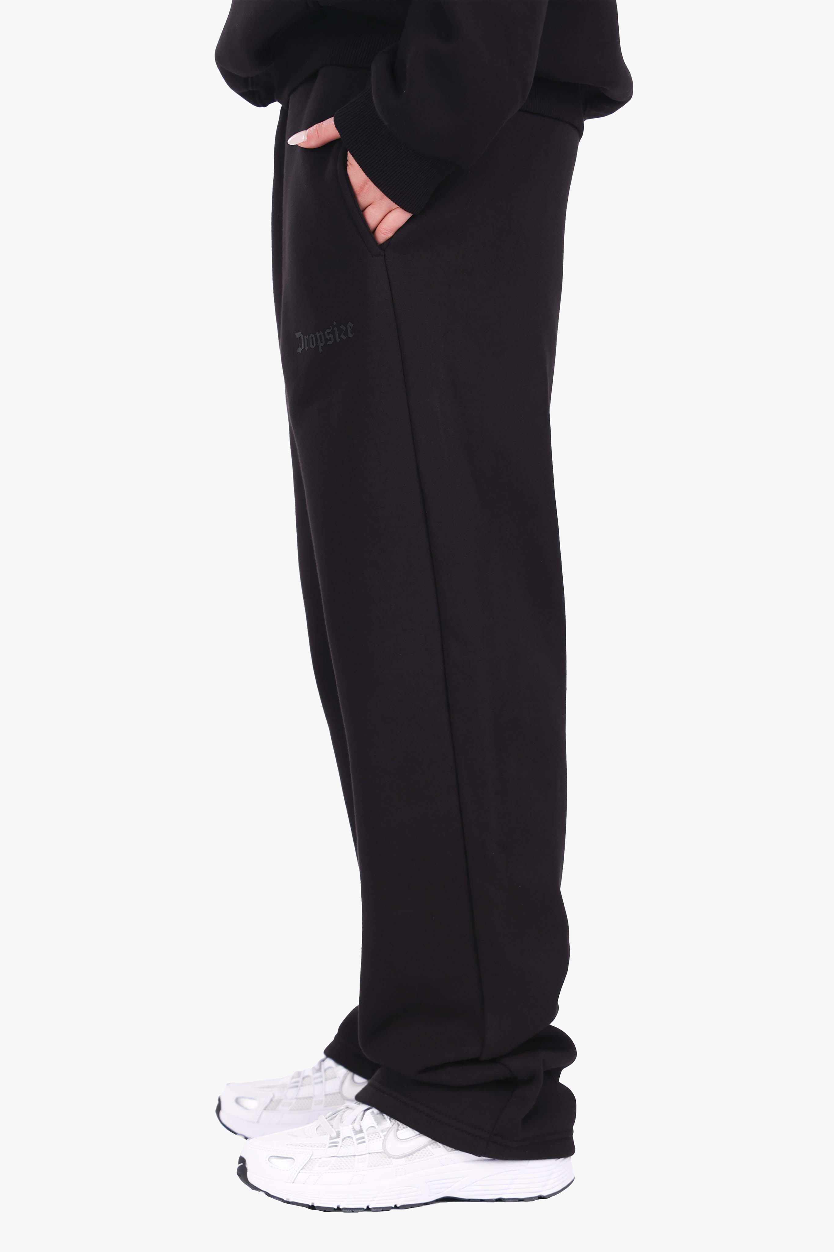 WOMEN BASIC COZY OPEN LEG JOGGER BLACK