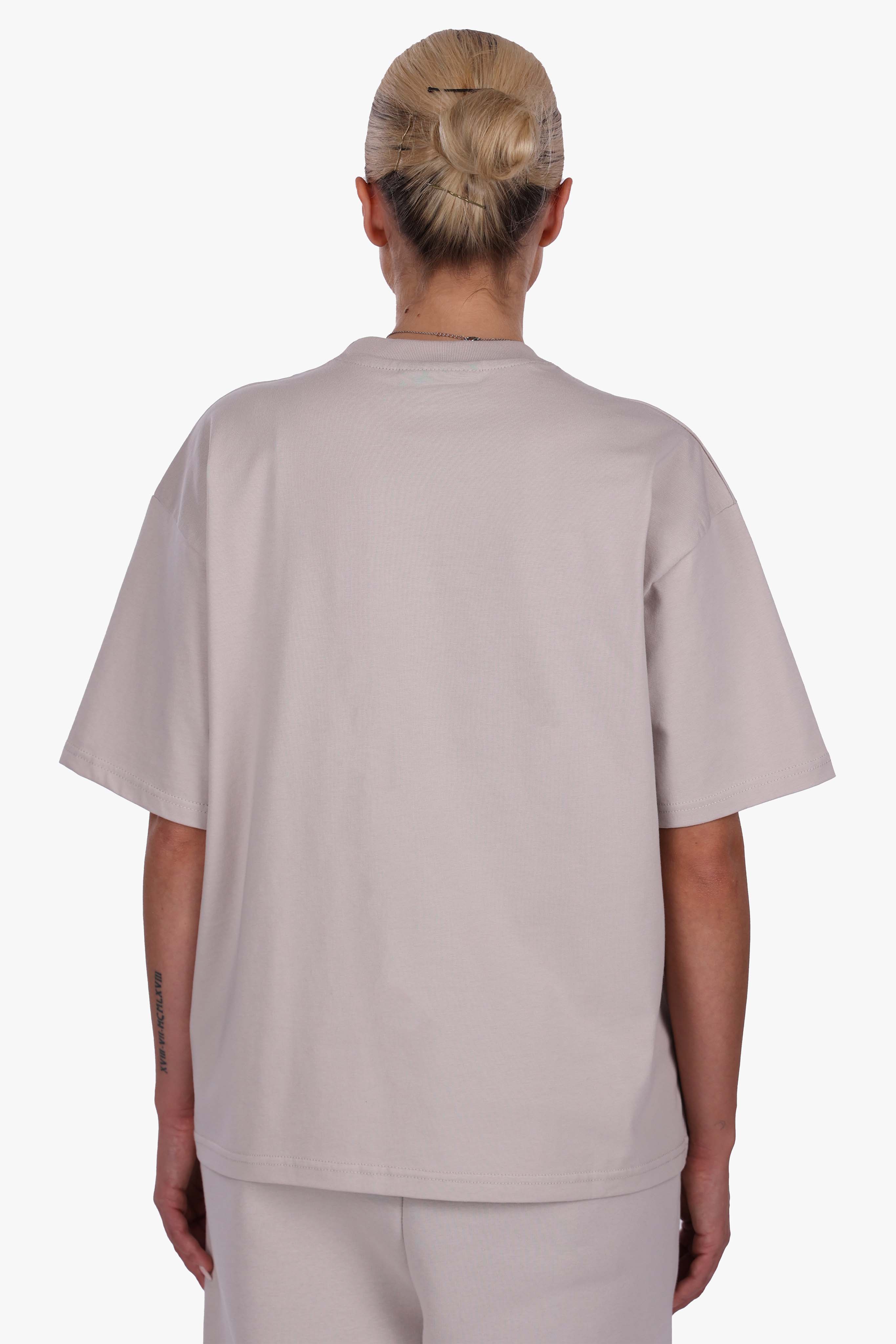 WOMEN BASIC COZY T-SHIRT MOON BEAN