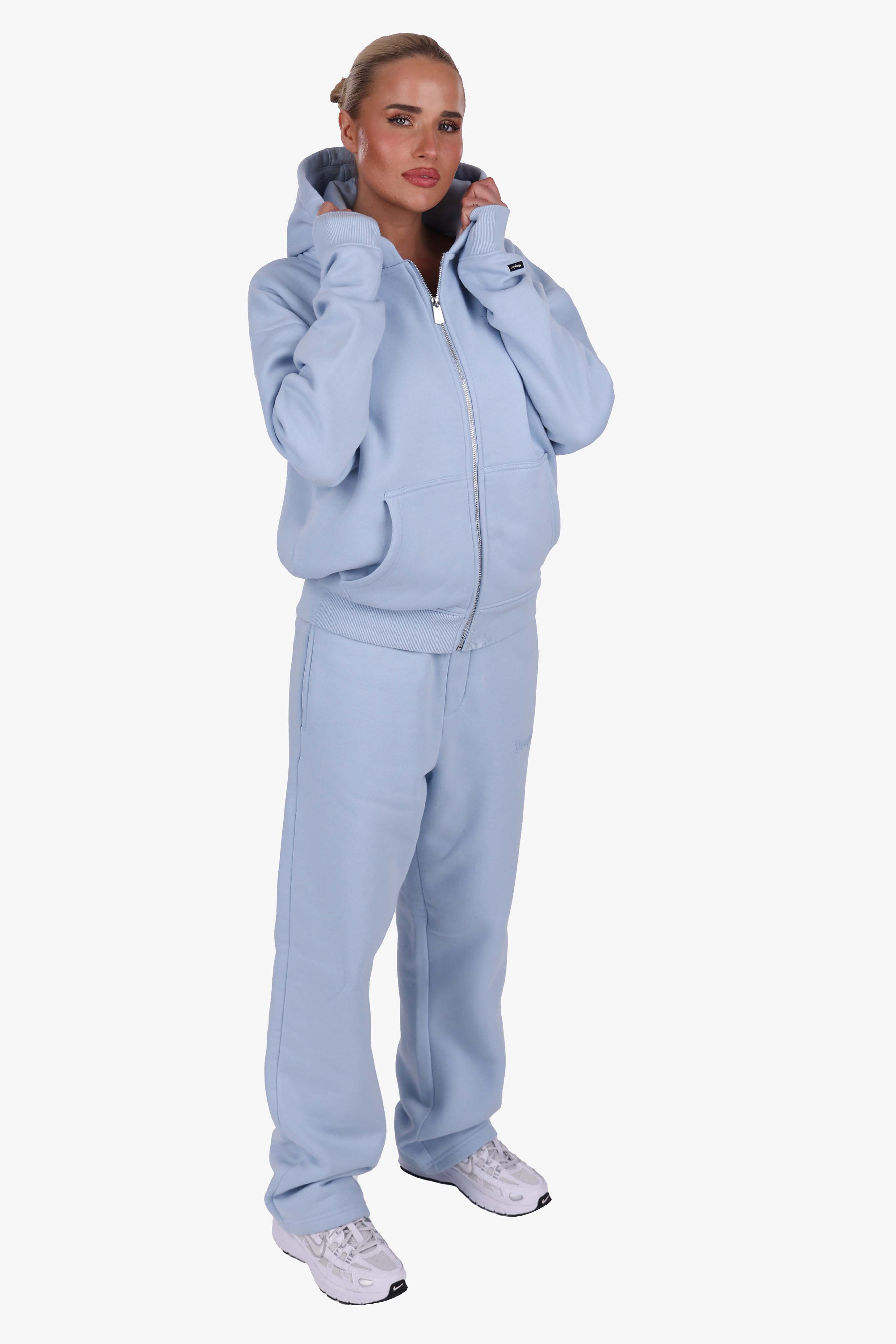WOMEN BASIC COZY ZIP-HOODIE BABY BLUE