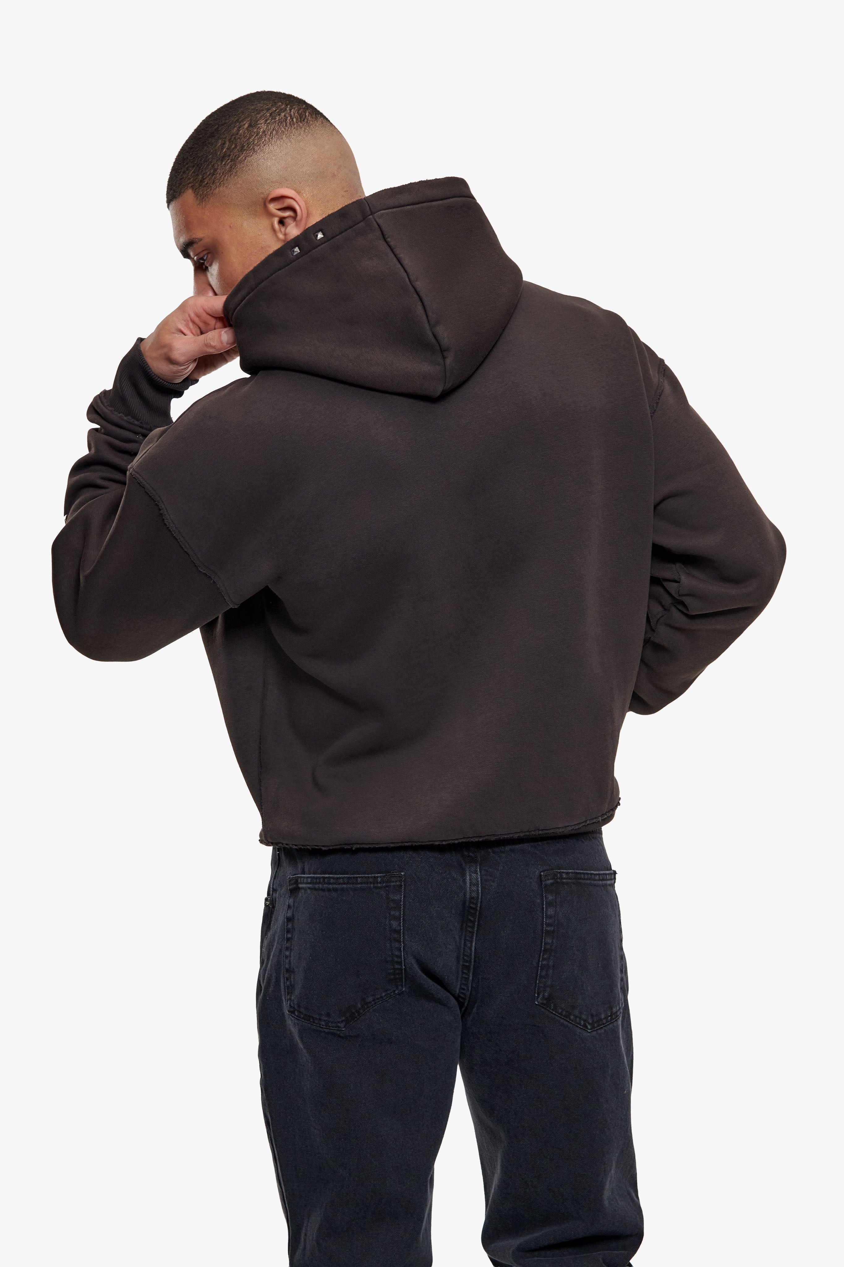 STRONG RIVETS HOODIE WASHED DARK BROWN