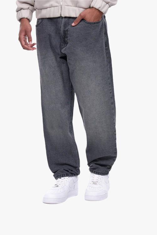 LOOSE FIT WASHED BLACK JEANS