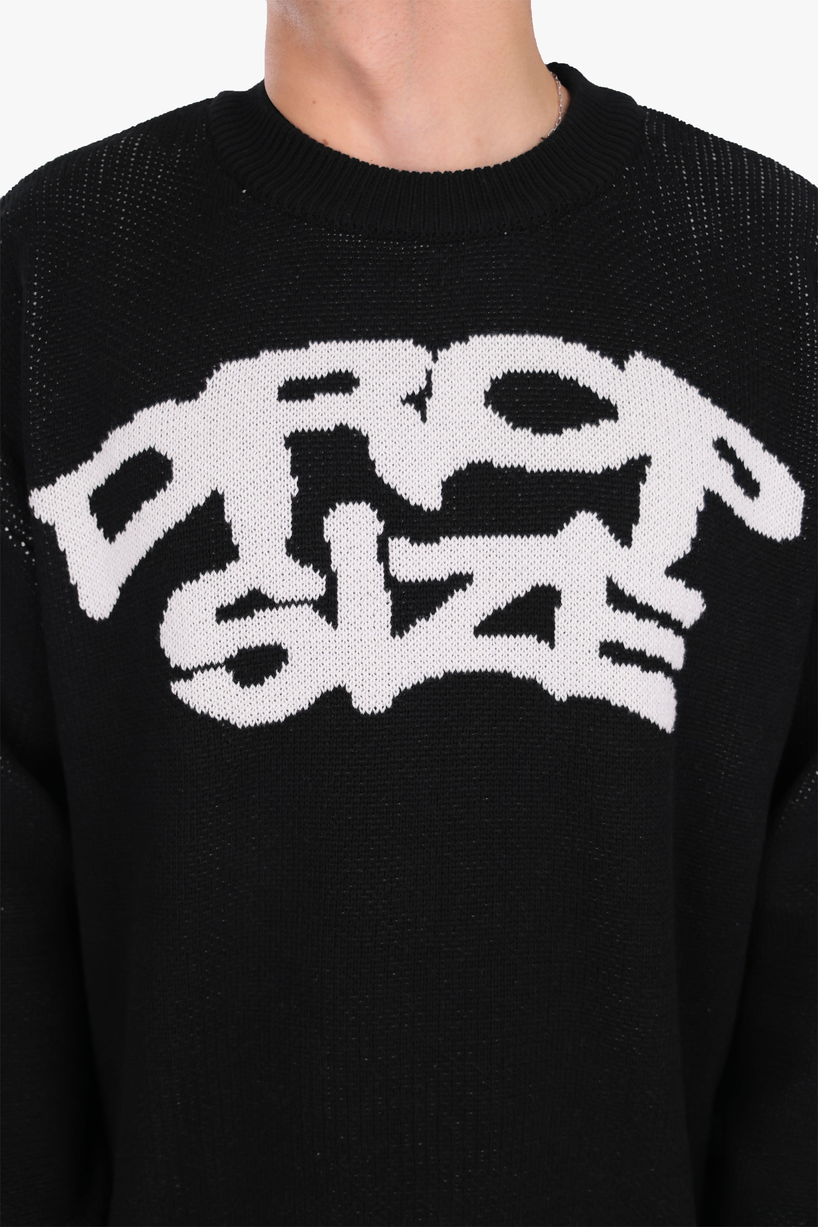 OVERSIZED FRONT LOGO KNIT SWEATER BLACK