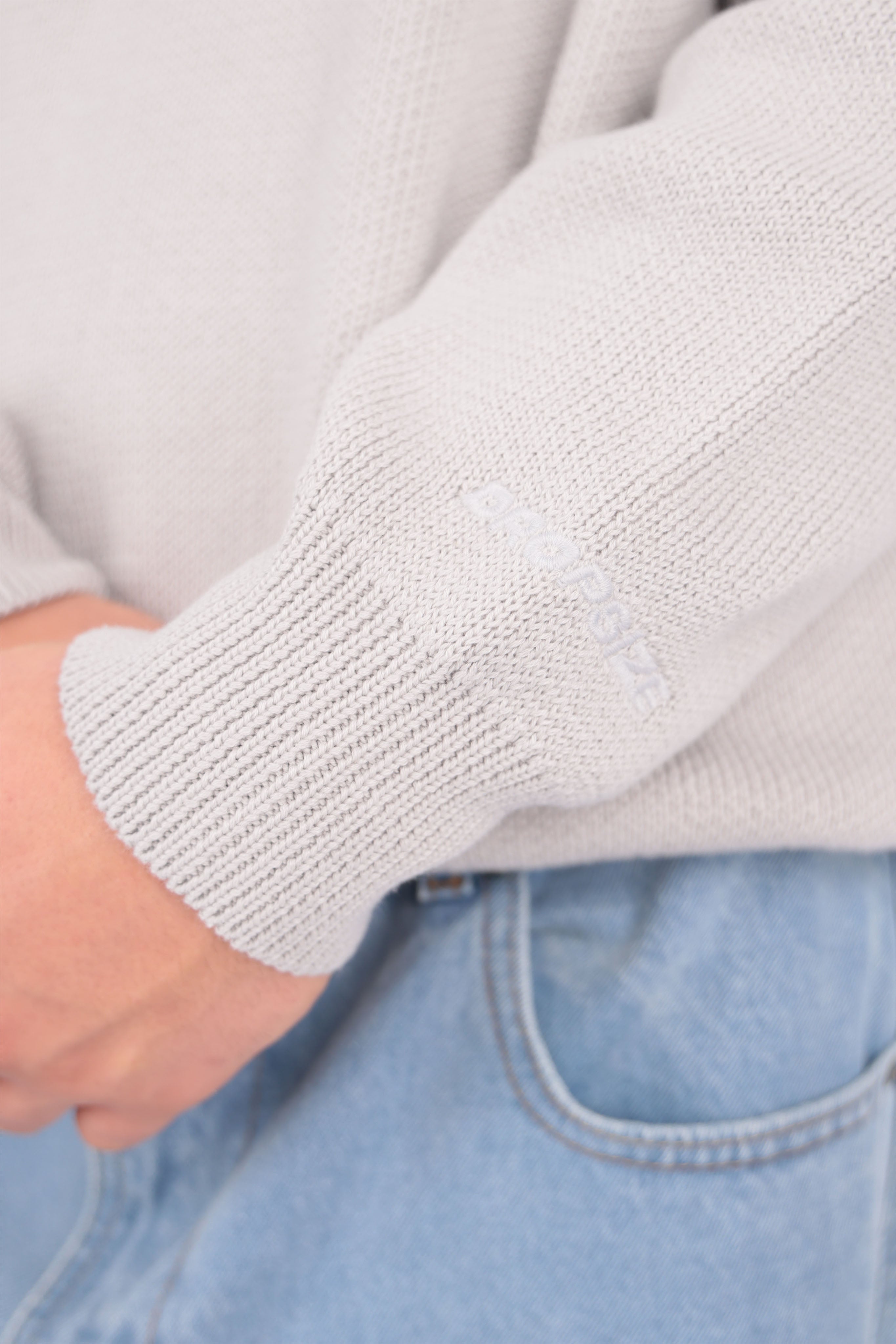 OVERSIZED BASIC EMBO KNIT SWEATER GREY