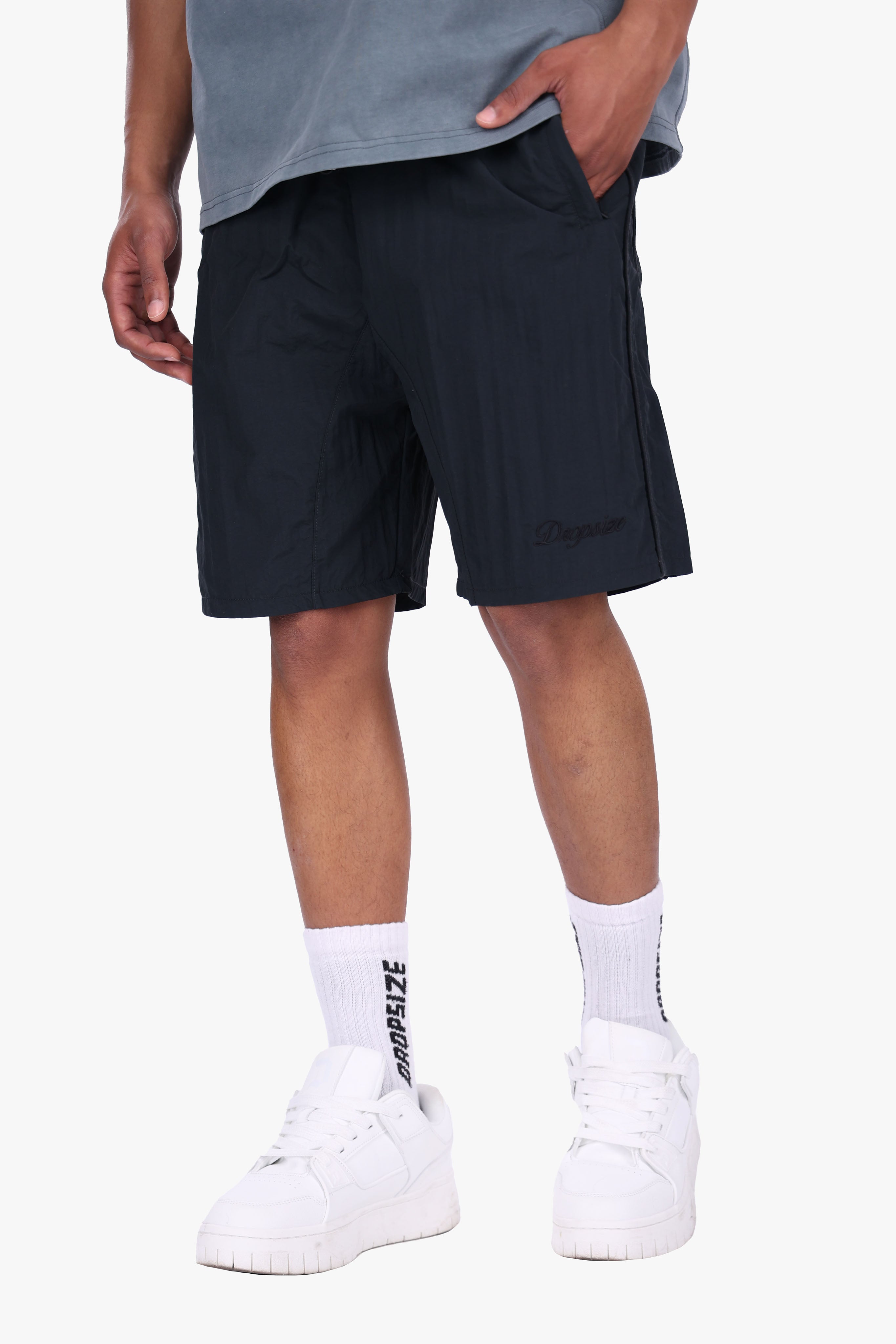 PIPING SHORT BLACK