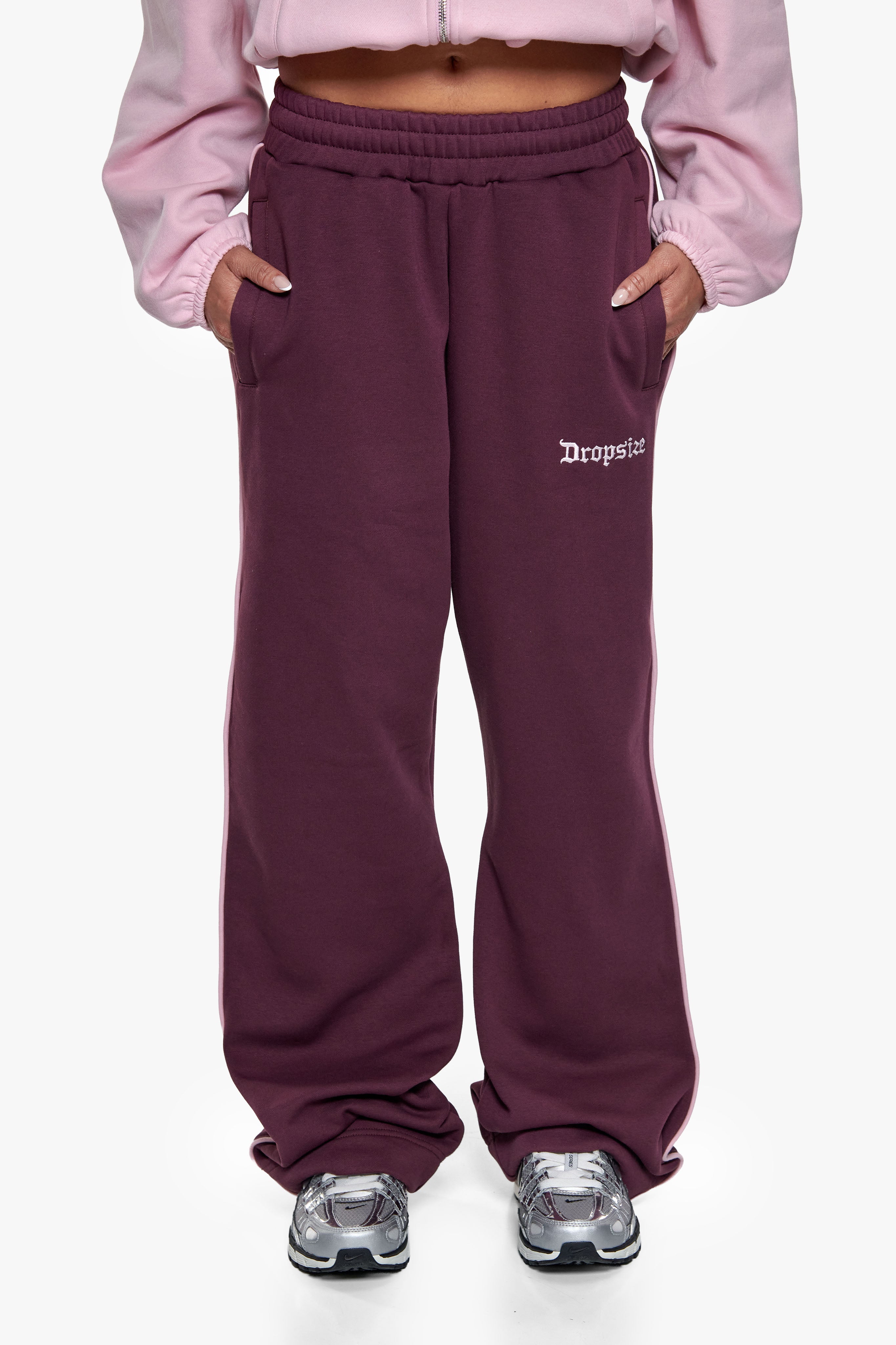 CONTRAST EMBROIDERY WOMEN OPEN LEG JOGGER PURPLE