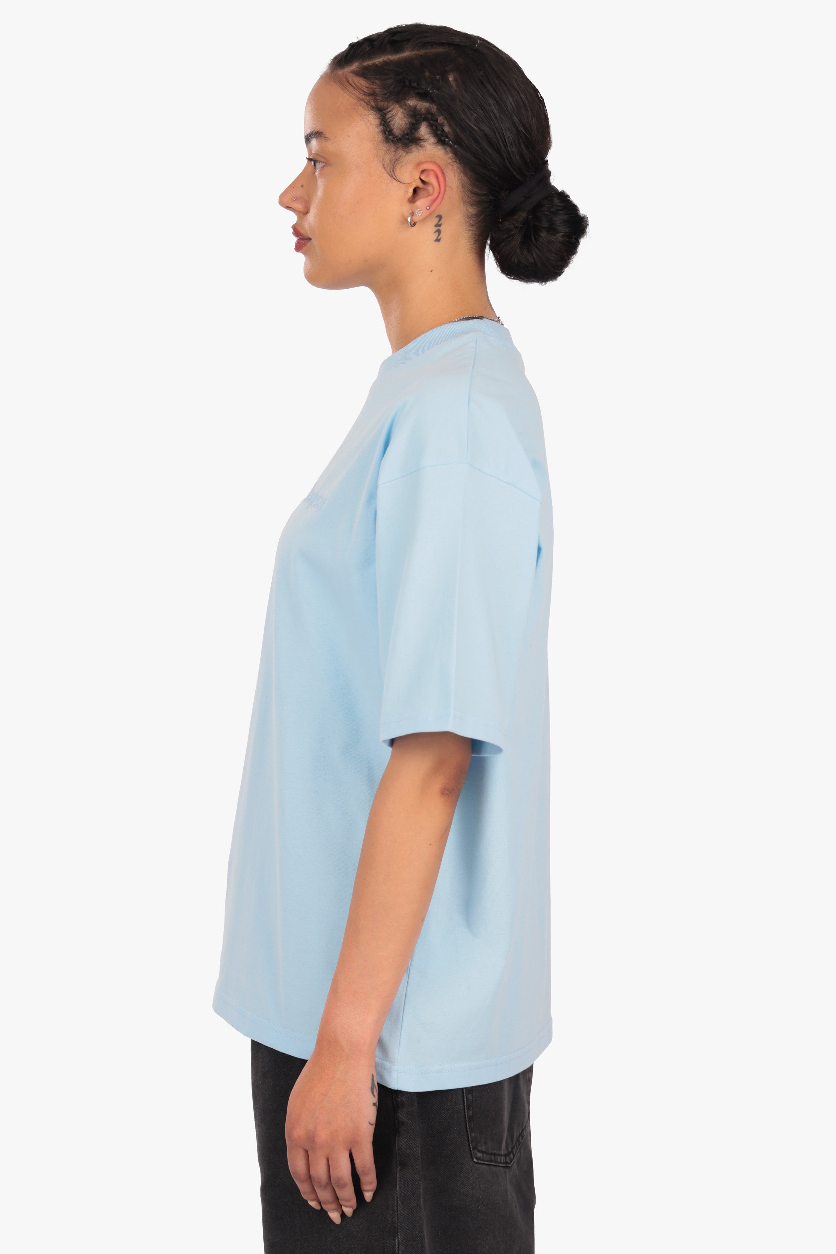 WOMEN BASIC COZY T-SHIRT BABY BLUE